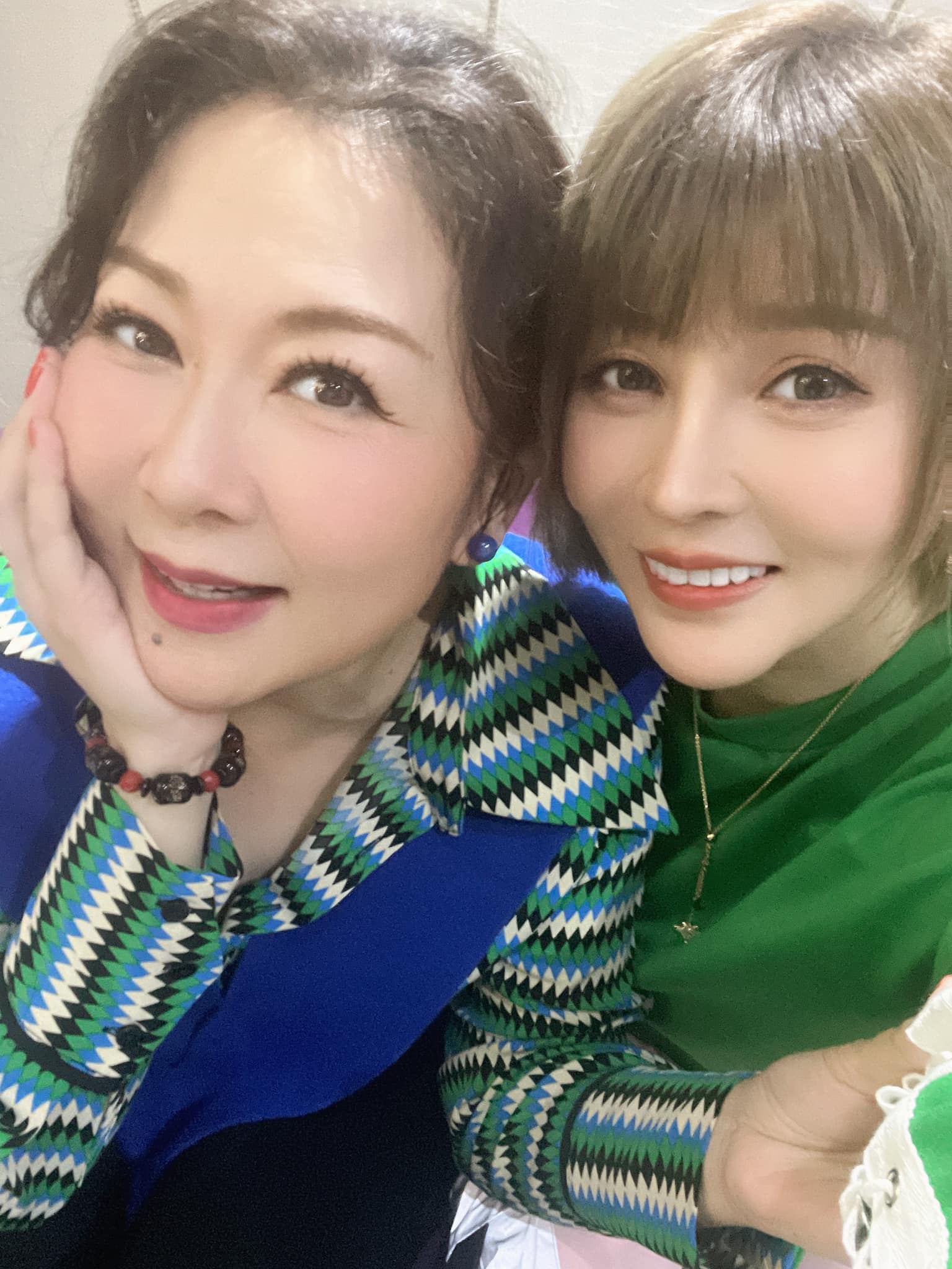 天人永隔！台語歌手「親姊颱風天被沖走」身亡　來不及道別「常入夢見她」