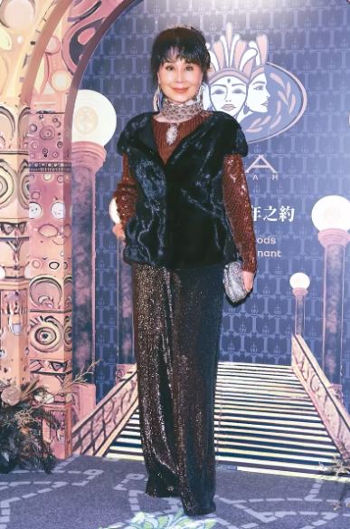 當紅跑去結婚！資深女星「淨身出戶斷富尪」消失多年　「突公開喜訊」網喊：嬌嬌回來了