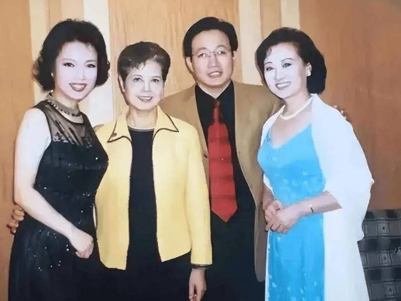 資深名主持逝世「一生奉獻30年」！晚年重逢初戀「臨終前向2兒道歉」...