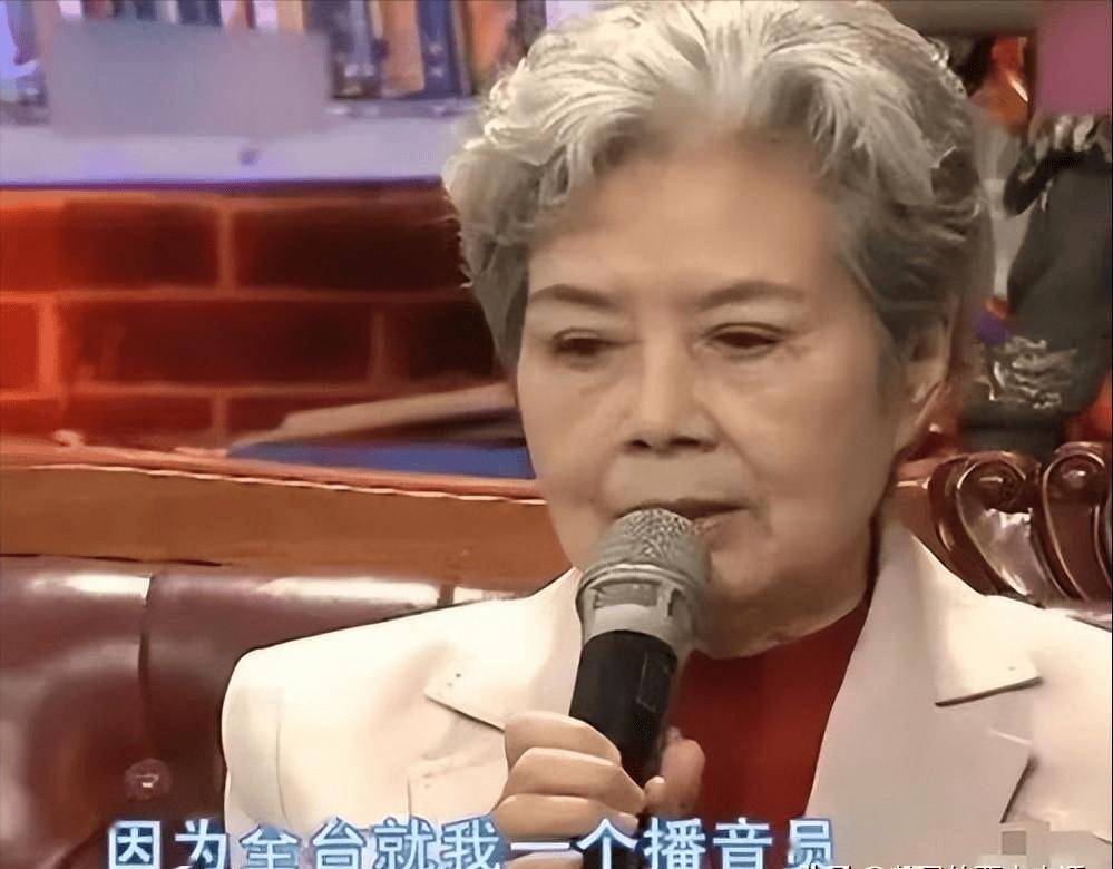資深名主持逝世「一生奉獻30年」！晚年重逢初戀「臨終前向2兒道歉」...
