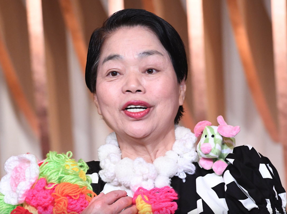 消失螢光幕2年！資深女星「驚傳癌逝」享壽72歲　訃告發布「出現一巧合」震撼全網：太離奇了