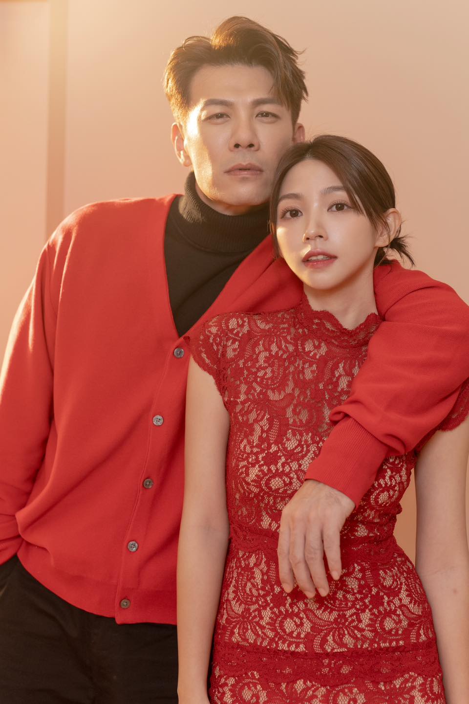 才新婚2年！本土劇夫妻檔「爆尪離家分居1個半月」　手寫「與妻暫別書」網一看笑翻