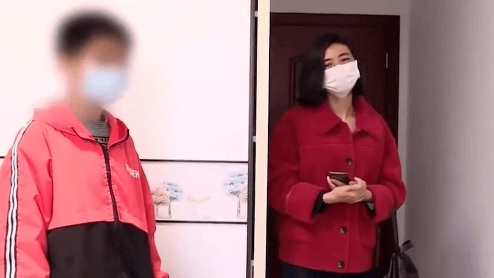 男子去世前！妻子攆出去「死床上晦氣，你以後睡沙發」　結果她損失了300萬