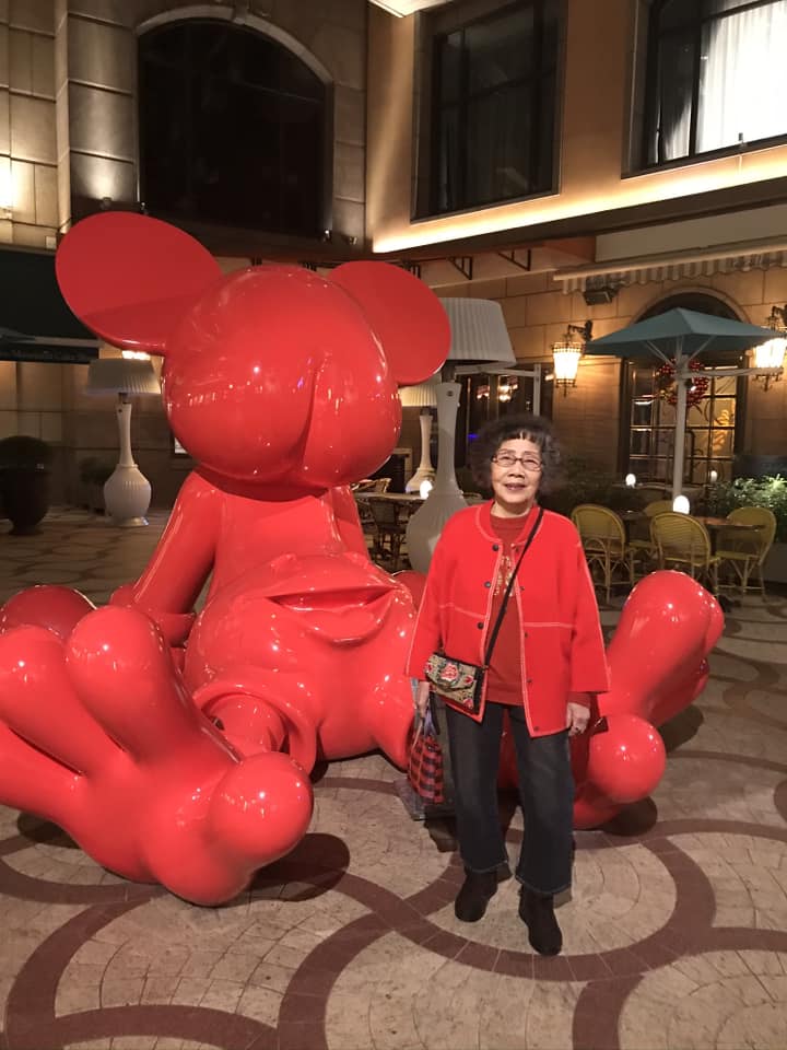 走不出喪母之痛!李明依淚崩「媽媽原本非常健康」 質疑因做一事「入院21天驟逝」哭了:猝不及防