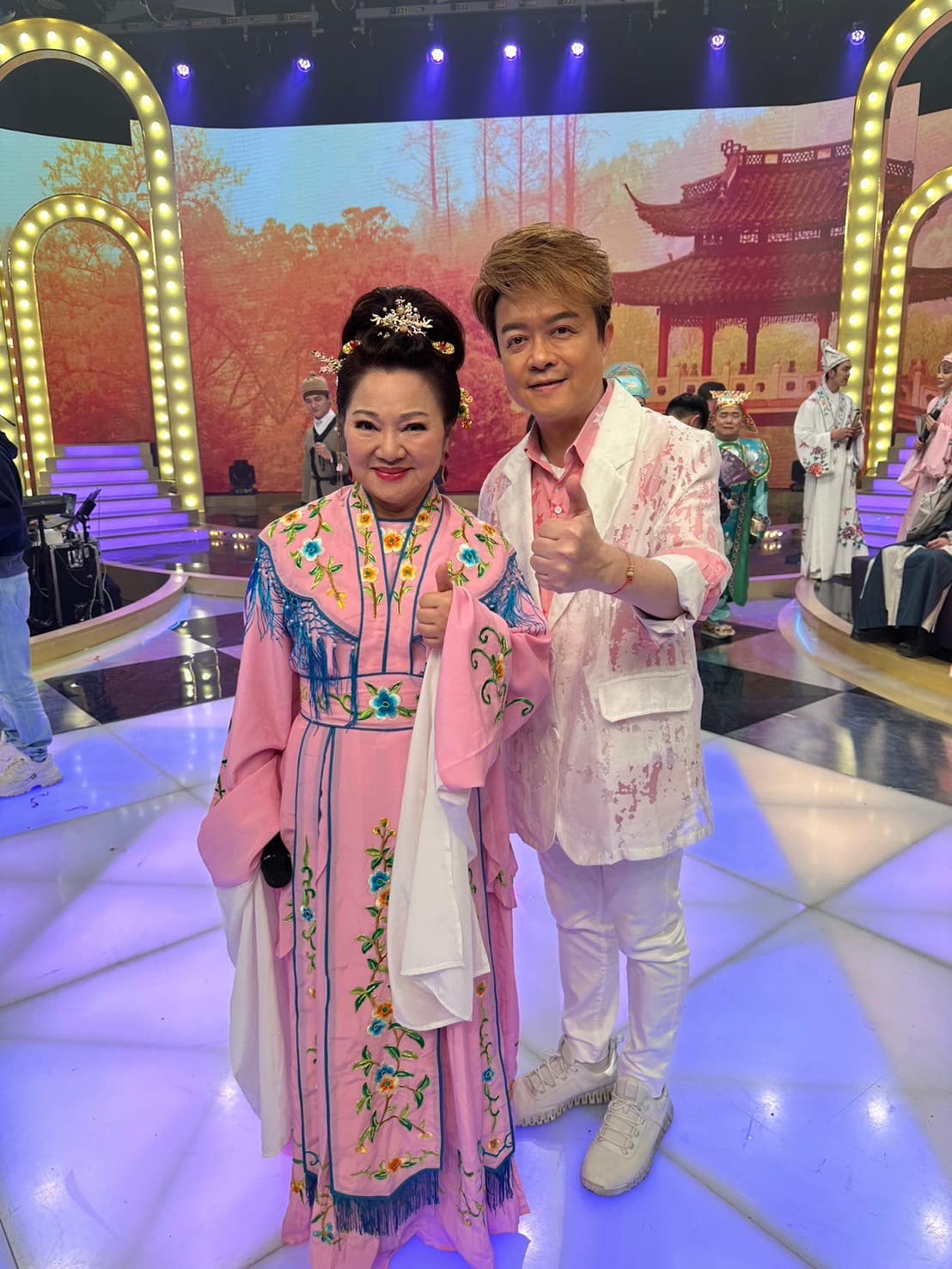 五度叩關歌王！男星不藏了「罕公開放閃密婚妻」　龍千玉偷爆：女方很有氣質