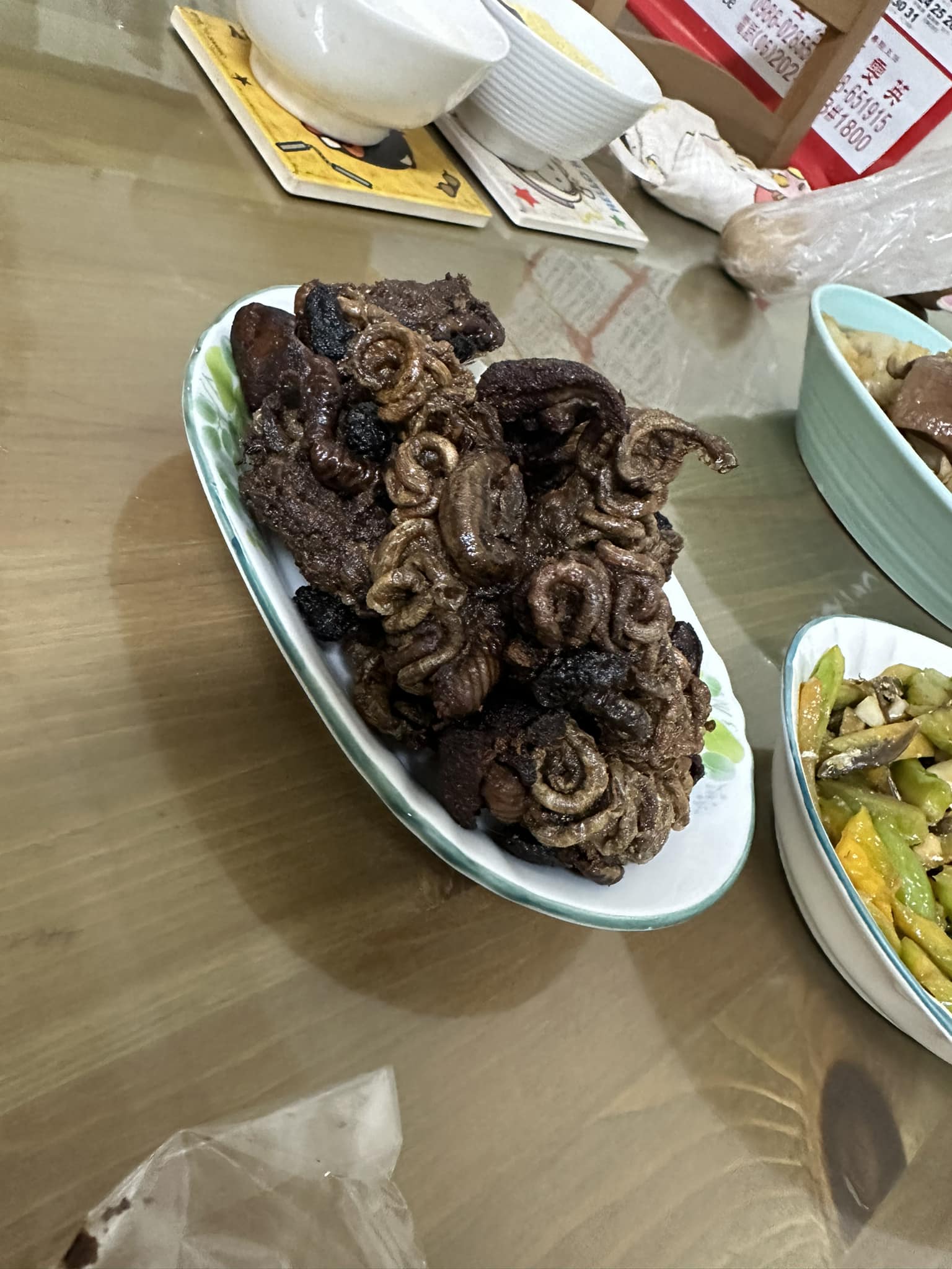 她嫁到台南「見餐桌上一菜色」害怕直搖頭！老饕一看發瘋「是當地人超愛極品」