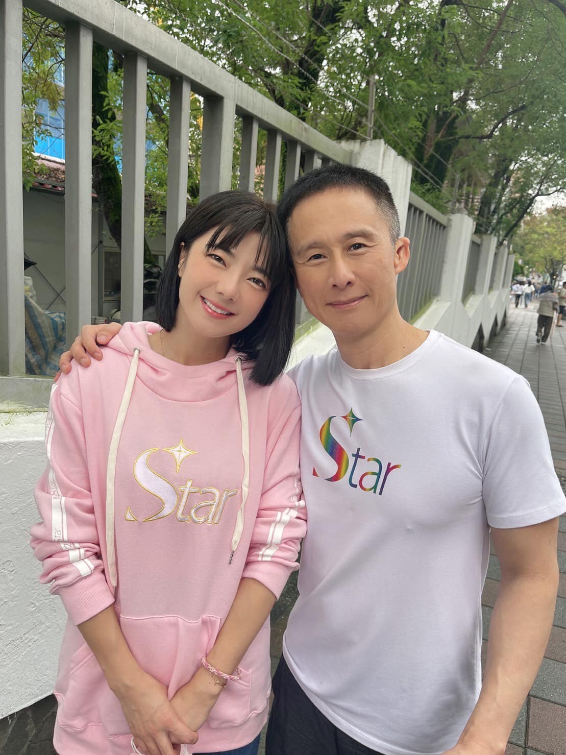 網友好奇「最頂星二代是誰」他被狂推！音樂才子、長相帥氣「拿世界名校獎學金」