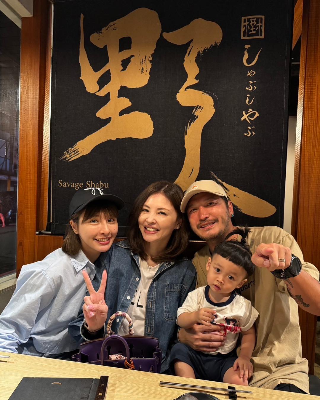 悲痛喪父!57歲何如芸被通知「端午1習俗」崩潰:我都沒爸爸了...