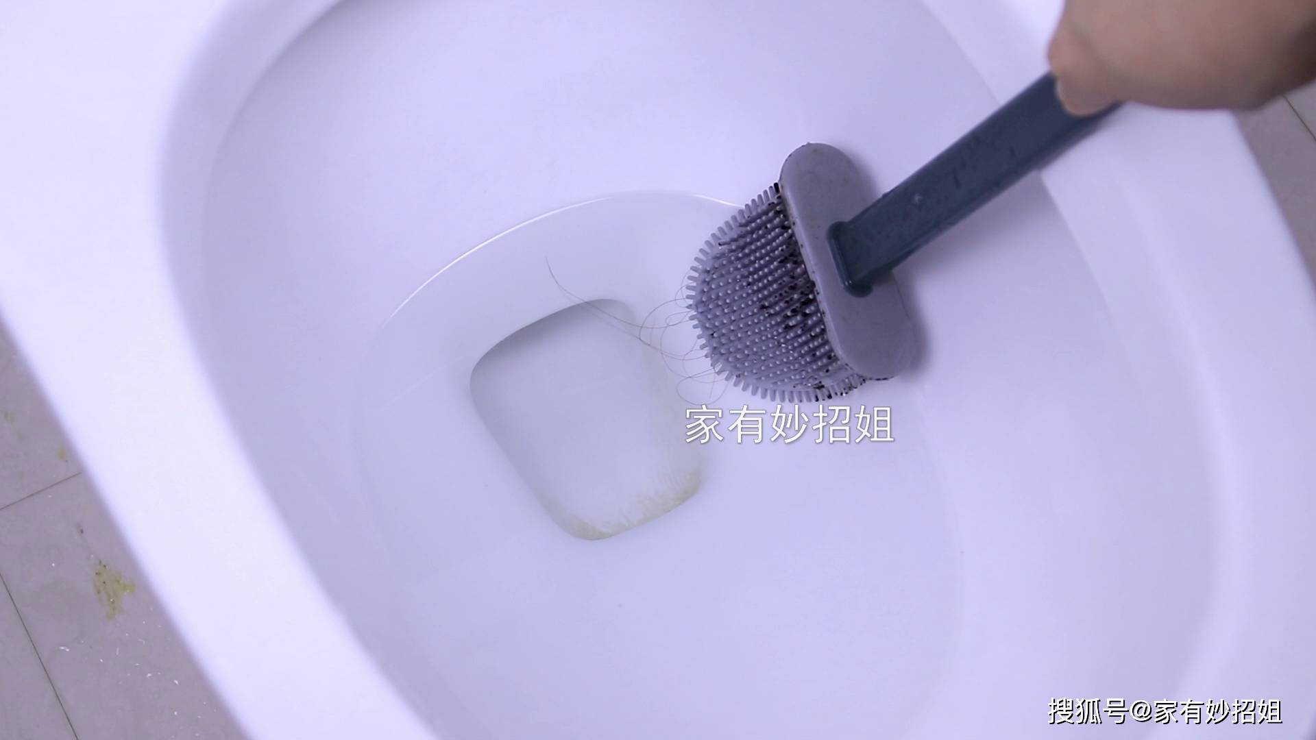 洗米水別再倒掉了！「加點牙膏進去」效果太厲害，解決很多主婦的煩惱