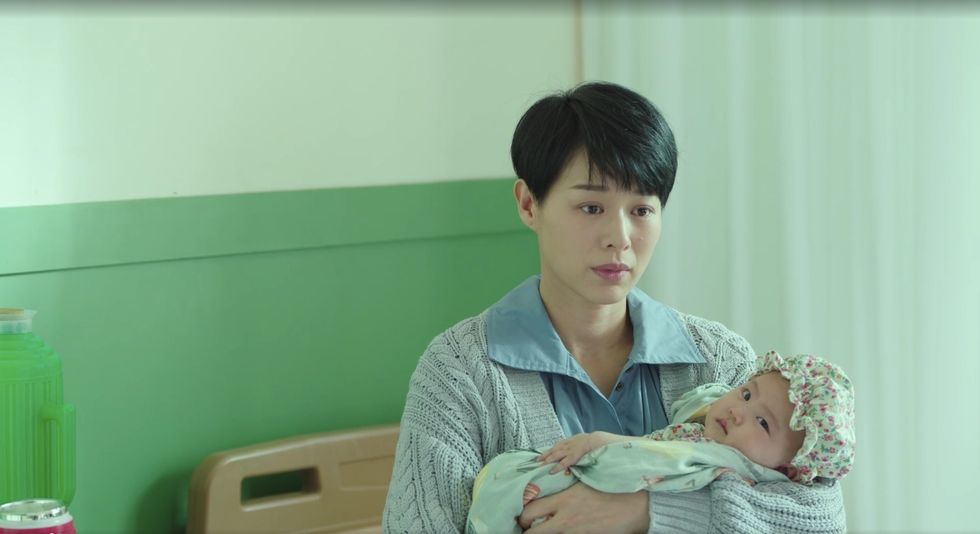 繼母結婚包10萬！無意撞見「她和新郎的對話」　我哭著離開婚禮現場…