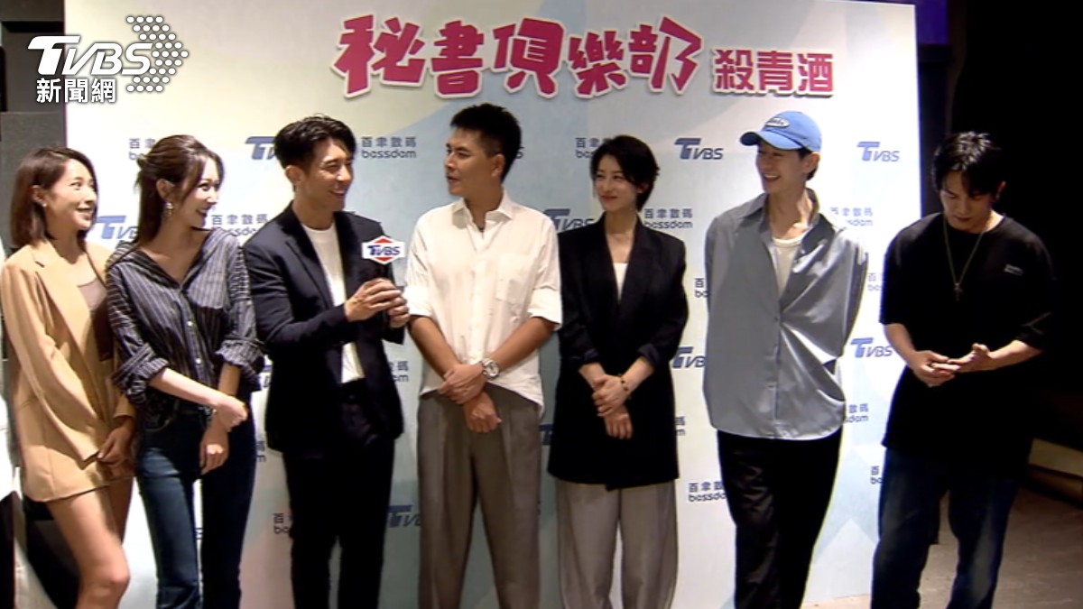 一起搭北捷！演藝圈「男神女神相聚」燦笑合照　她「大方摘口罩」網友哀嚎：怎麼都遇不到