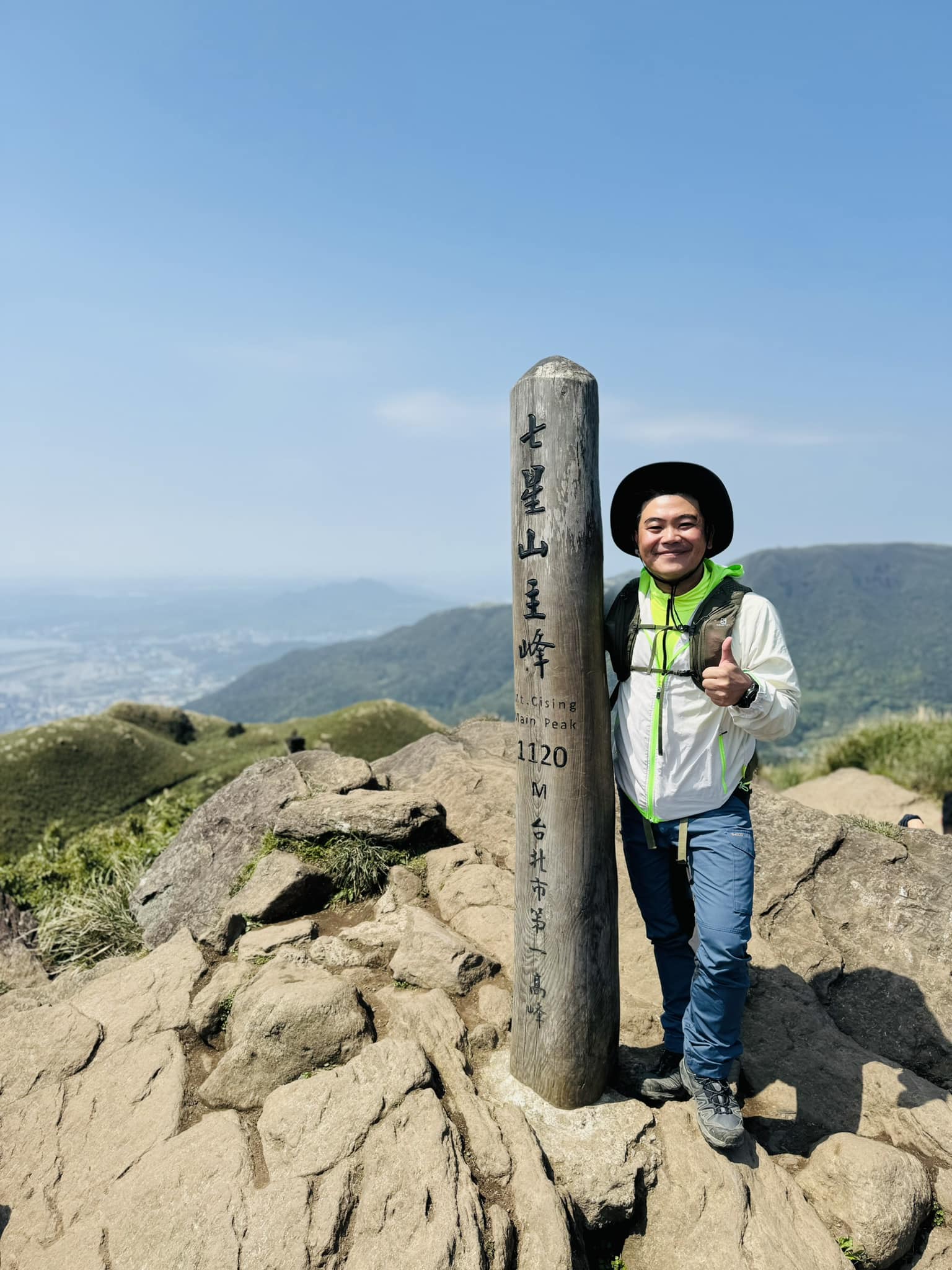 欠4千萬賭債！資深男星「花10年拼命還錢」不敢被認出　「一家三口久違同框」淚崩求前妻