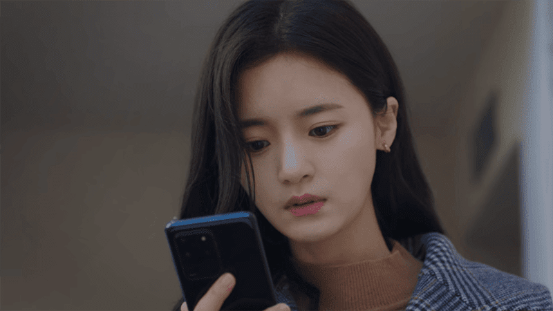 揭秘不常換大頭貼的女性：她們的4種獨特性格與生活哲學
