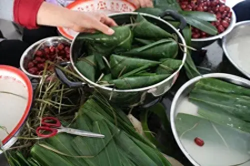 牙齒健康藏玄機！醫生揭密：三大牙齒特徵預示壽命長短，護牙三招助你健康長壽