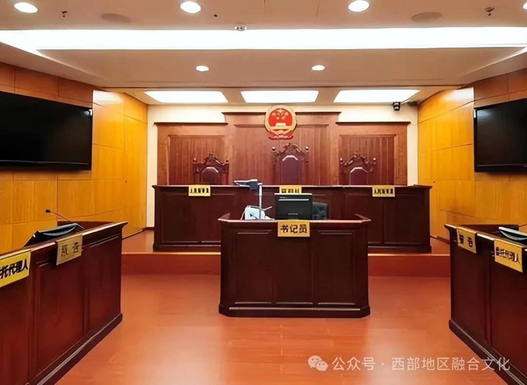 惡鄰住二樓「向整棟樓索求50萬過路費」　5年後報應來了「大家都坐看笑話」