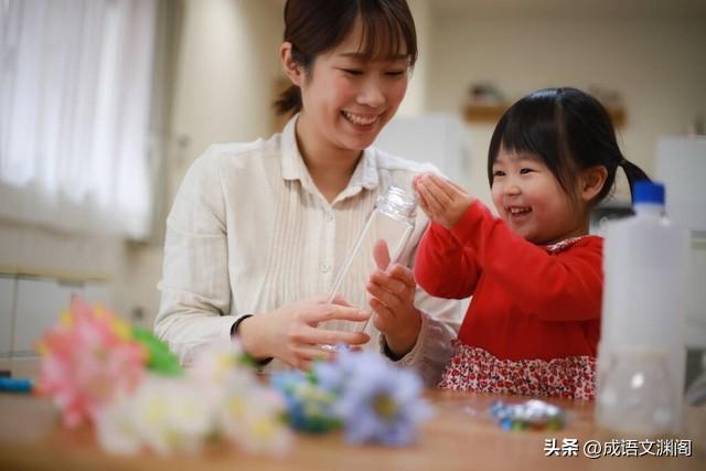 大兒子和我關係不太好！我把「2套房給小兒子」他從此沒音訊　8年後接到「小兒子的一通電話」我後悔莫及