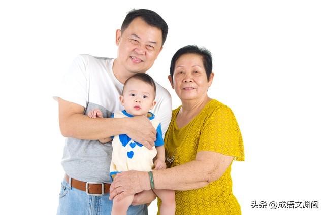 大兒子和我關係不太好！我把「2套房給小兒子」他從此沒音訊　8年後接到「小兒子的一通電話」我後悔莫及