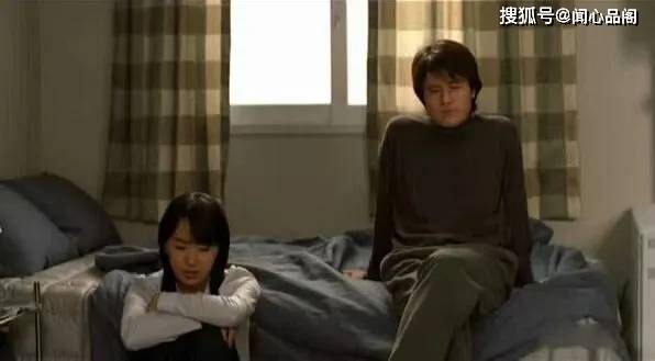我生女兒婆婆拍手稱好！出院回家聽完「她的話」，我陷入了兩難境地：是有目的的