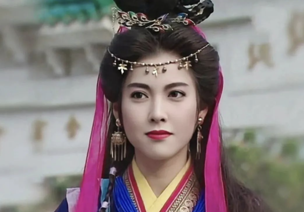 曾是一代玉女！與何家勁分手後「嫁給粉絲生三兒女」　怕丈夫失去興趣「不敢整容」57歲近照曝光