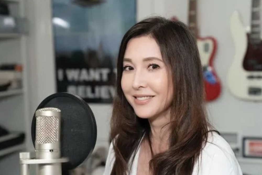 曾是一代玉女！與何家勁分手後「嫁給粉絲生三兒女」　怕丈夫失去興趣「不敢整容」57歲近照曝光