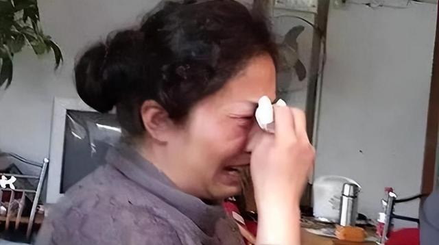 25年尋子路終團圓　母親生日當天獨子被拐　丈夫抑鬱輕生留7字遺言