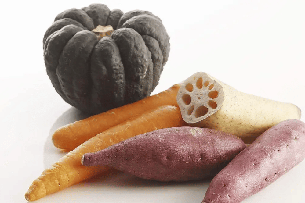 老年人要遠離洋蔥？醫生給出忠告：不想身體垮掉「老人要少碰這幾種菜」