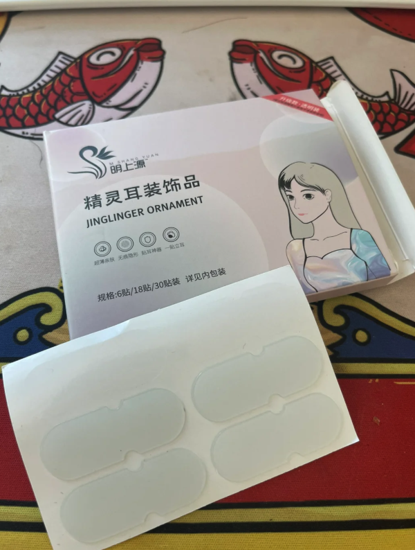 女友每次來過夜「都留下奇怪小塑膠片」　內行網友「一眼看出真相」：她為你受很多苦