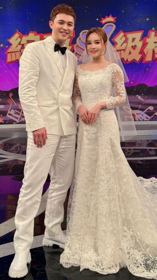 開播1個月爆喜！「森恬CP」披上婚紗深情對唱　「畫面曝光」全網嗨翻