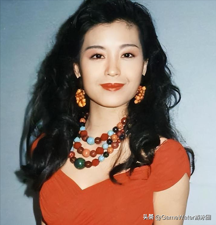 21歲嫁52歲億萬富豪！婚後不久老公離世「被婆婆罵剋夫」掃地出門　花10年打官司「贏回900萬遺產」今55歲近況曝光