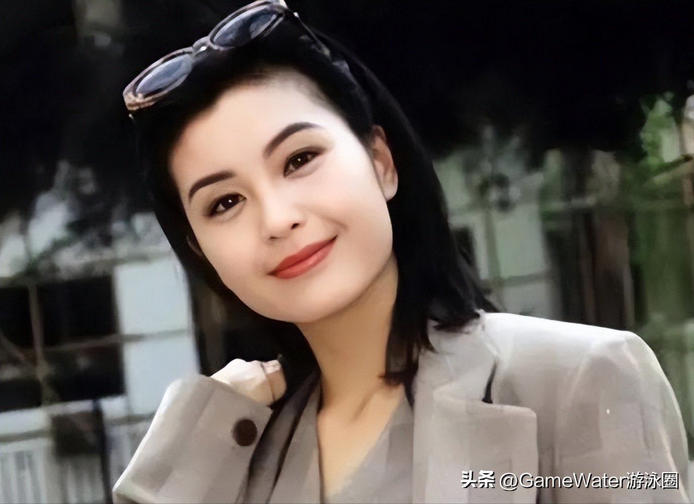 21歲嫁52歲億萬富豪！婚後不久老公離世「被婆婆罵剋夫」掃地出門　花10年打官司「贏回900萬遺產」今55歲近況曝光