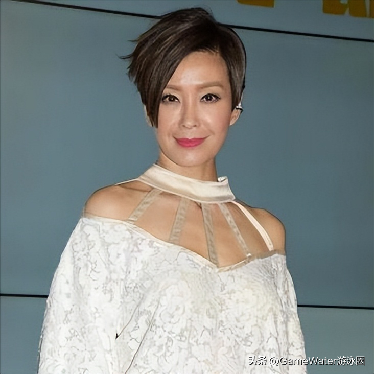21歲嫁52歲億萬富豪！婚後不久老公離世「被婆婆罵剋夫」掃地出門　花10年打官司「贏回900萬遺產」今55歲近況曝光