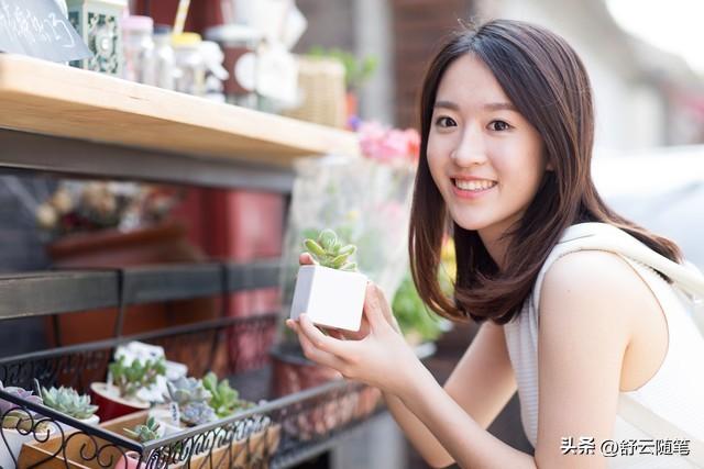 妻子去世8年！我每月「給岳母4500元生活費」　我再婚擺酒當天「岳母找上門來」一句話讓我落淚