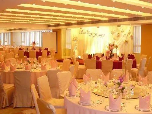 妻子去世8年！我每月「給岳母4500元生活費」　我再婚擺酒當天「岳母找上門來」一句話讓我落淚
