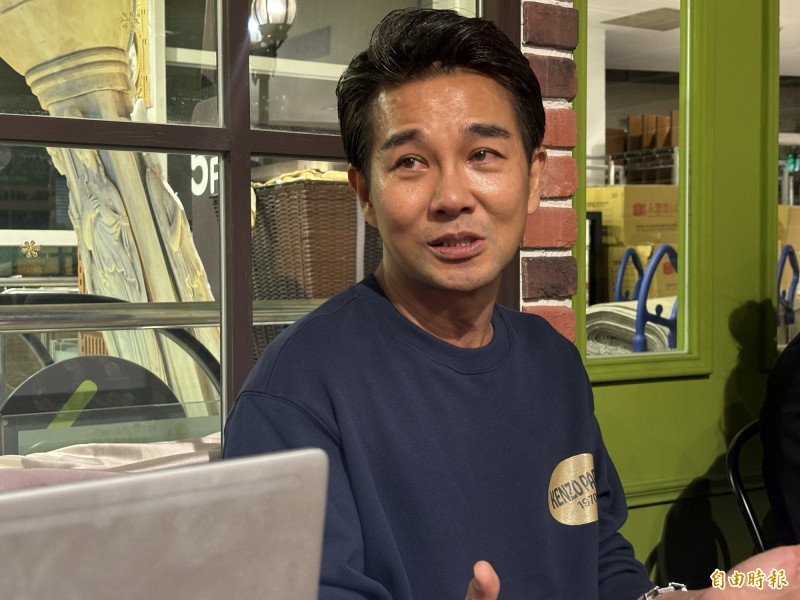 謝承均罕落淚！哽咽媽媽「吐血住進加護病房」　簽不了術前同意書「以為她一直很健康」