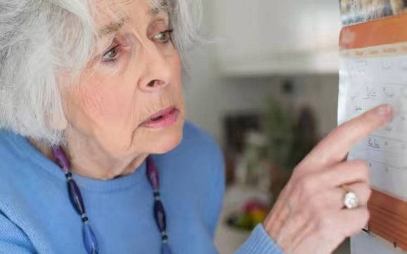 老年痴呆症的前兆！通常會說「3句口頭禪」　對照下「看你中幾條」及時檢查