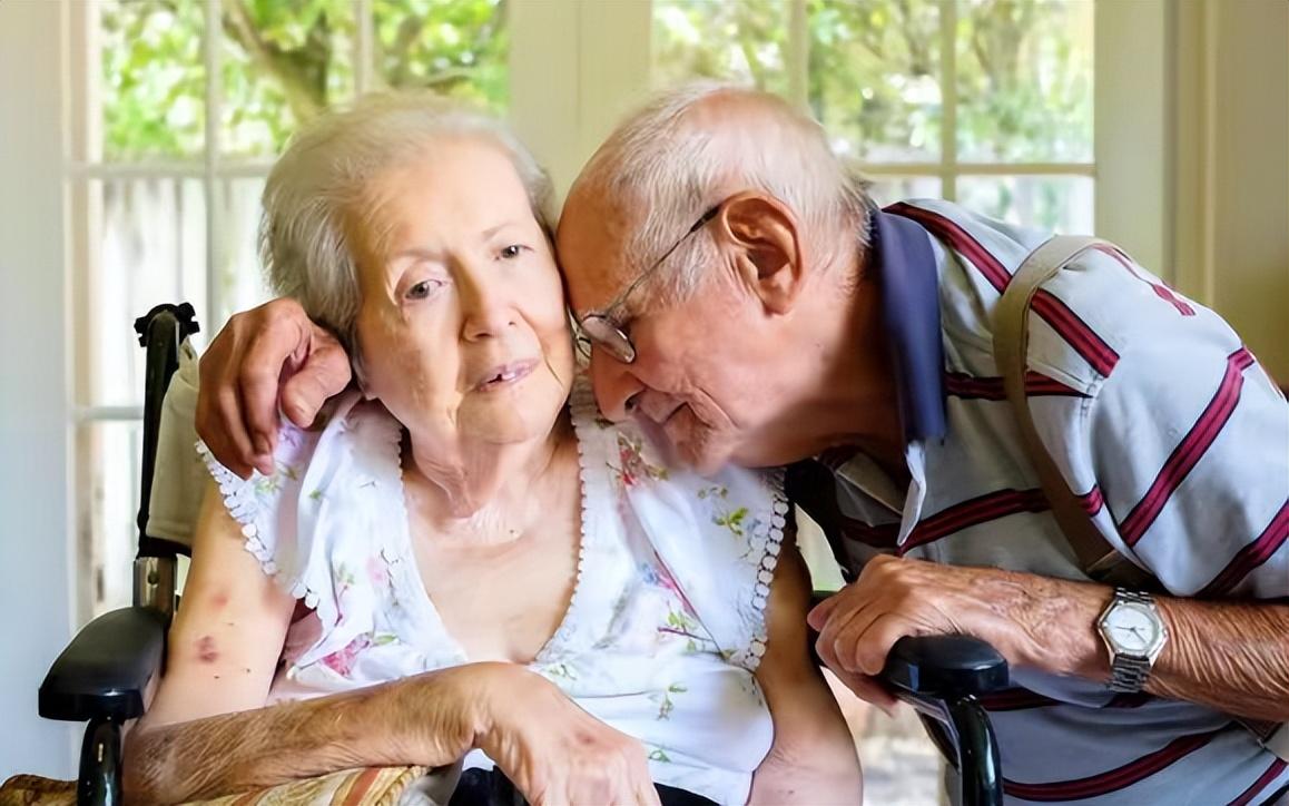 老年痴呆症的前兆！通常會說「3句口頭禪」　對照下「看你中幾條」及時檢查