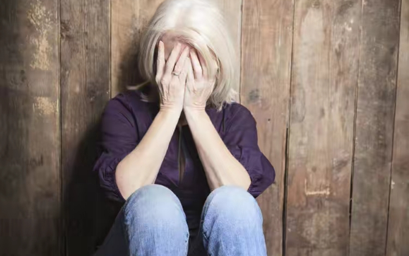 老年痴呆症的前兆！通常會說「3句口頭禪」　對照下「看你中幾條」及時檢查