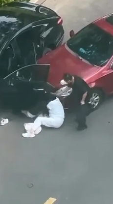 狠爸持斧砍妻小！製造假車禍「連5月孫都不放過」　逃逸後「被發現時已身亡」調查結果駭人