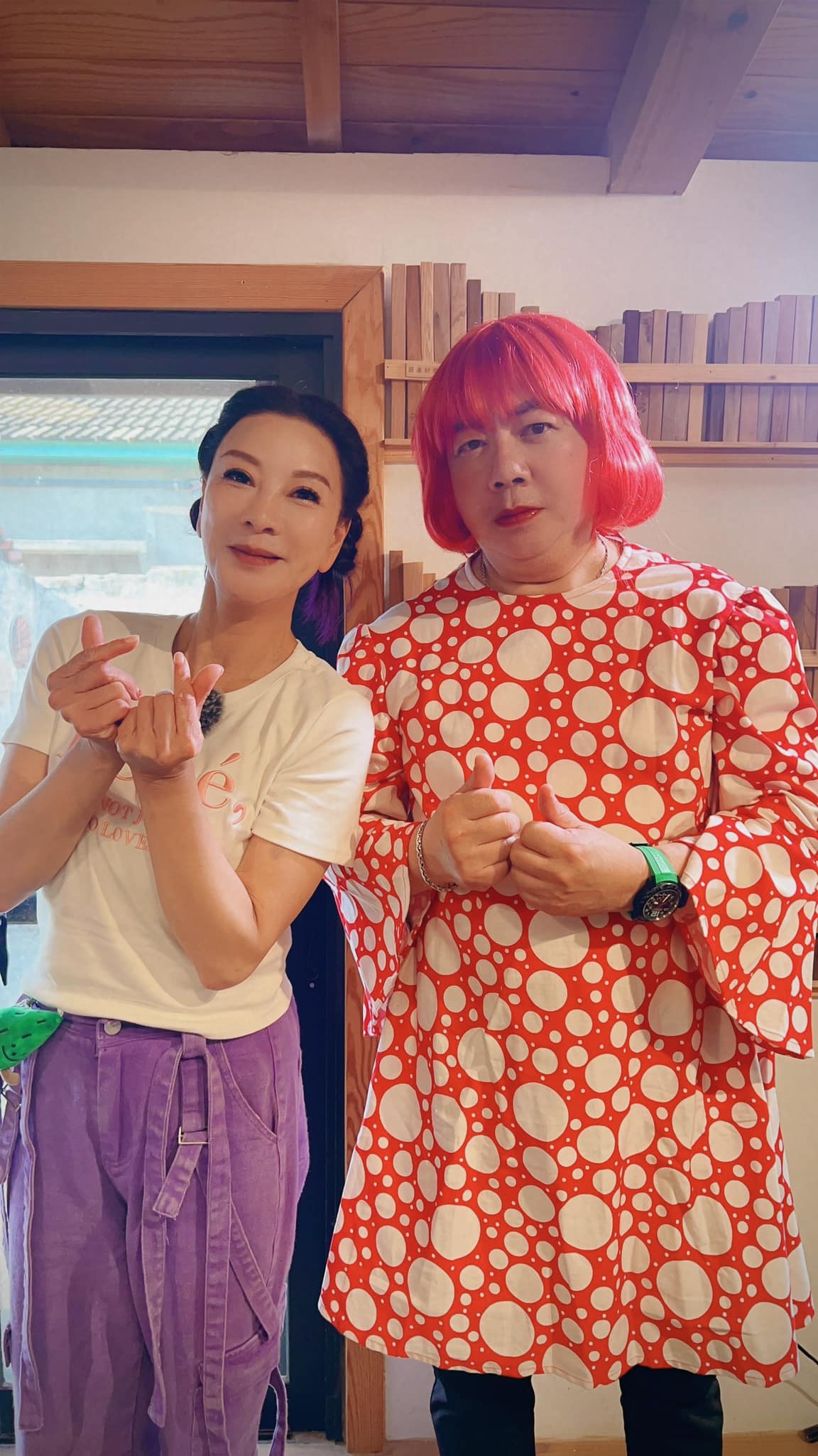 辭節目顧二老！楊繡惠淚崩「談父母身後事」：媽媽希望葬一起　託友人買塊地「走後想土葬」