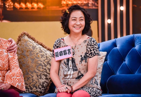 隔11年再度懷孕！61歲女星自嘲「老蚌生珠」　「小女兒才升國中」體力真的很吃緊