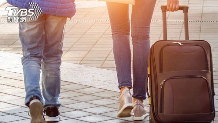 公婆飛歐洲12天！大姑提「旅費5子女平攤」媳婦氣不公平　網分2派吵翻「是該自己承擔」