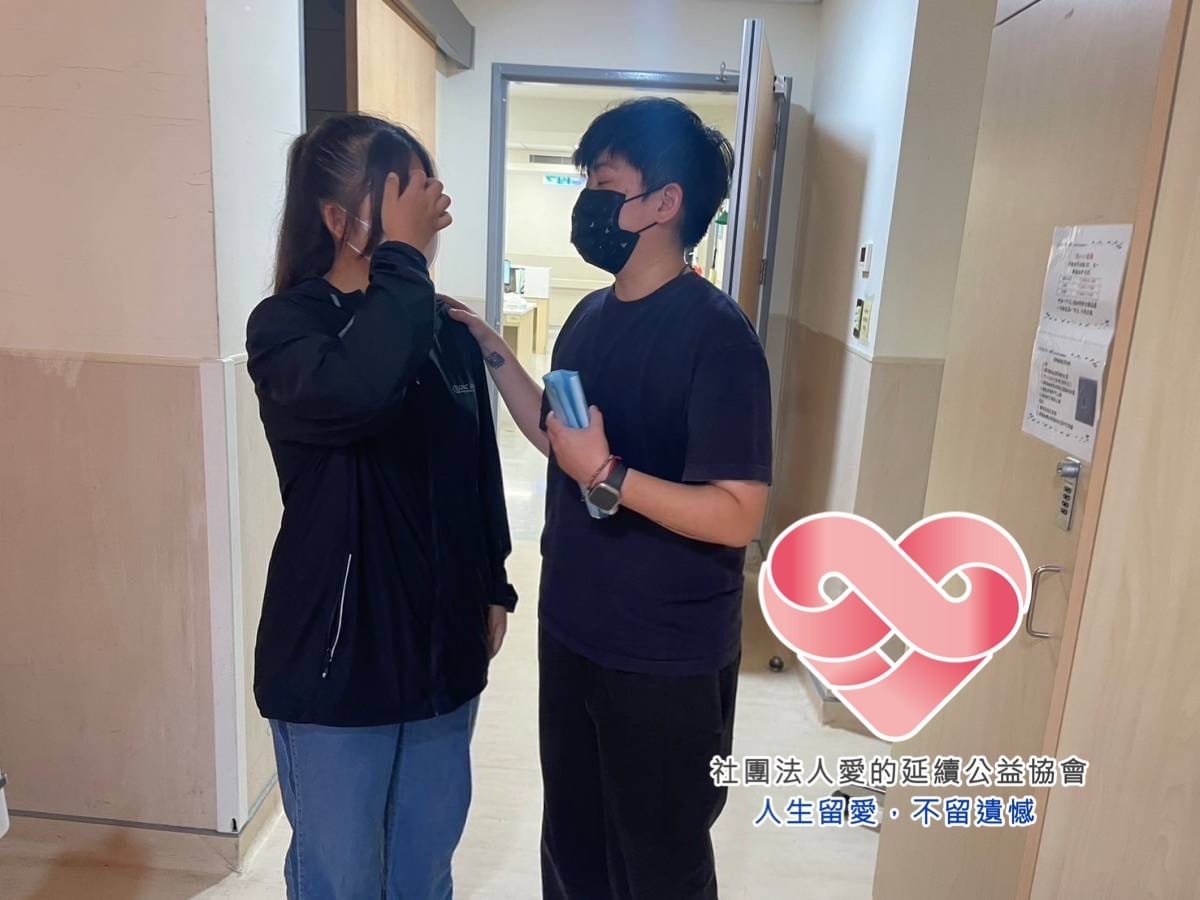 17歲高中生淚訴家庭困境：父患雙癌、母需手術，母女共食一便當堅強求生