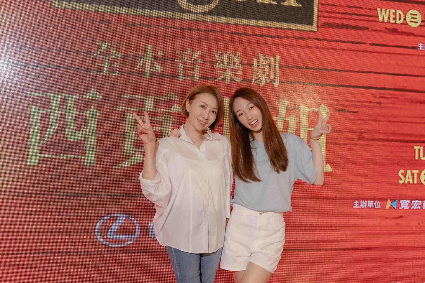 結婚30年爆婚變！李翊君認「和檢場是室友」：互不干涉...「腳長他身上」女人緣超好