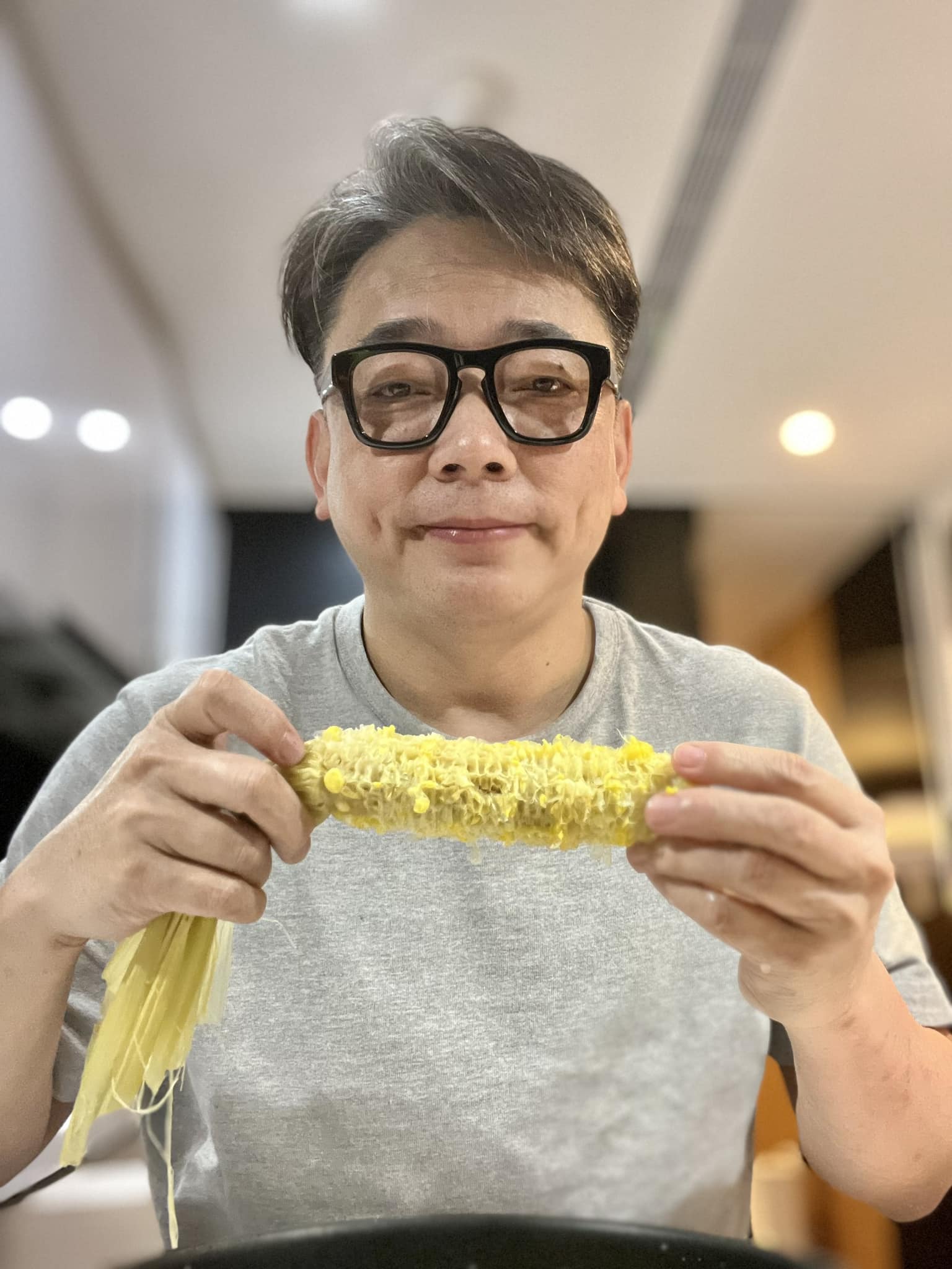 差點認不出來！詹惟中「突消瘦9kg」認了惡疾纏身　遭醫生警告「嚴重恐截肢」：為了女兒努力活著