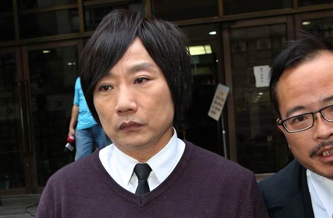 女歌手肝癌驟逝！他一開口「現場燈光全暗」知情人曝：關的不是人類　揭「不可思議內幕」臉色發白