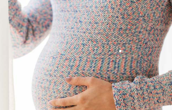 我生完孩子婆婆「照顧我坐月子」！臨走時她說了「一句話」，我氣炸：該怎麼？