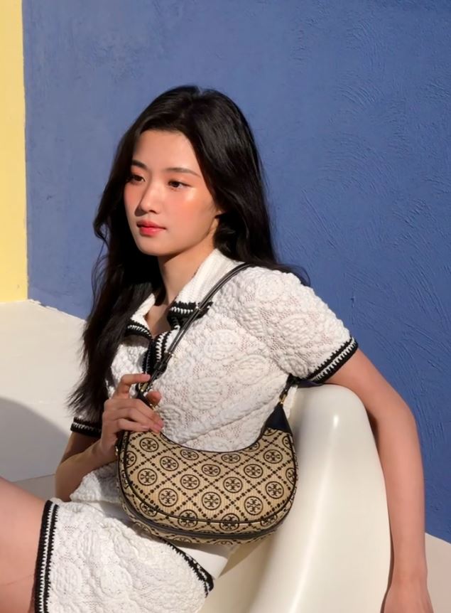 工作人員心臟驟停！24歲女星秒上前「超冷靜救人」　網讚人美心善「被起底父母皆良醫」