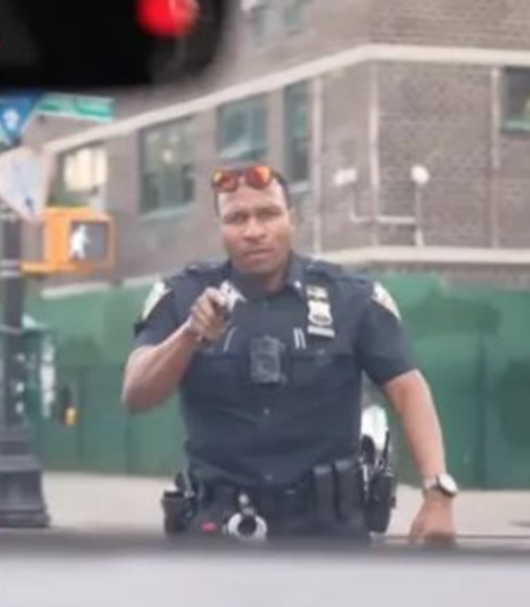 丟臉到國外!台最強高中生「太囂張遭警掏槍」 事情鬧大「派出直升機」逮人