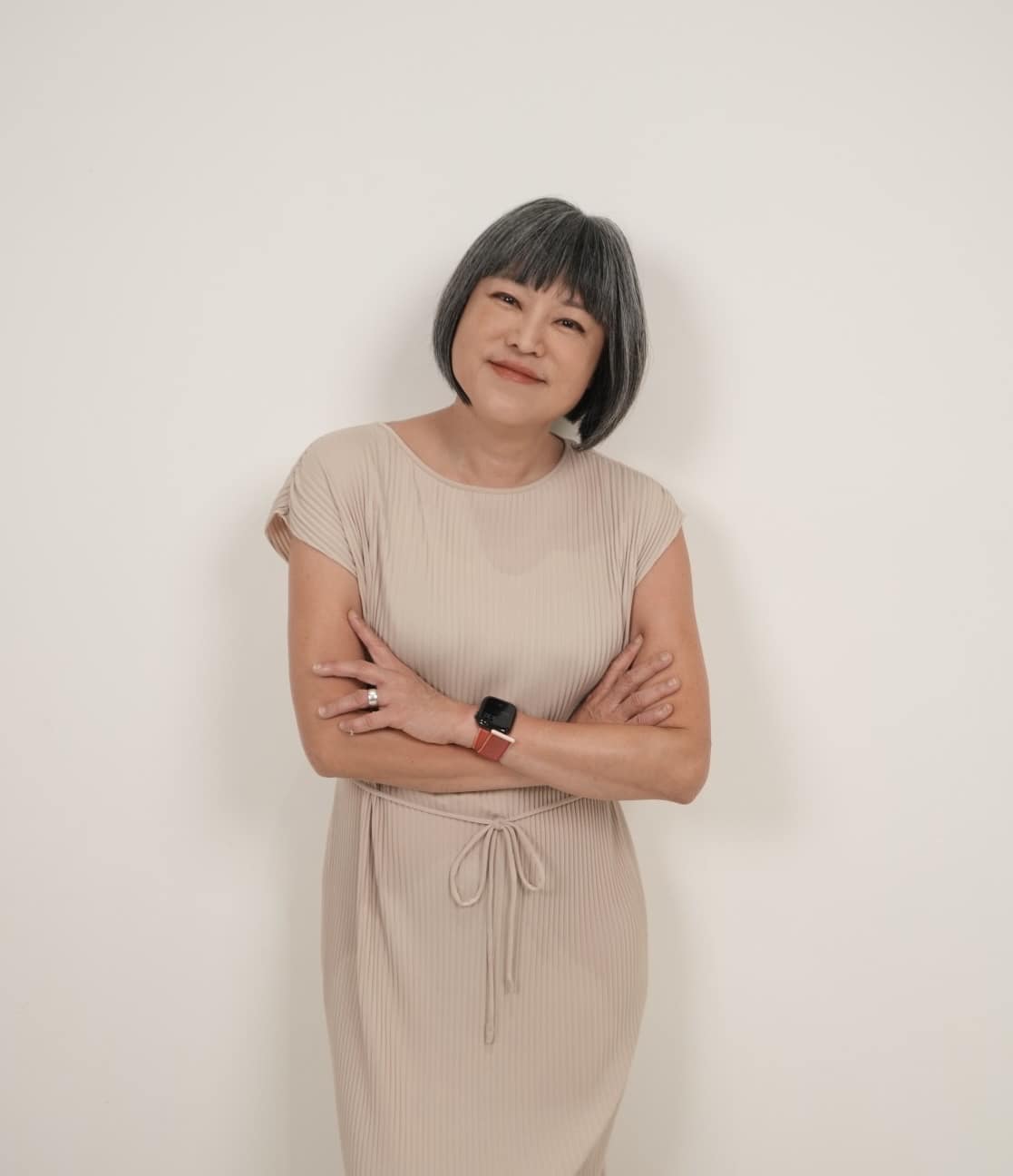結婚20年！58歲名主持人宣布「與老公離婚」　坦言「確實有第三者」：婚姻早就死了...