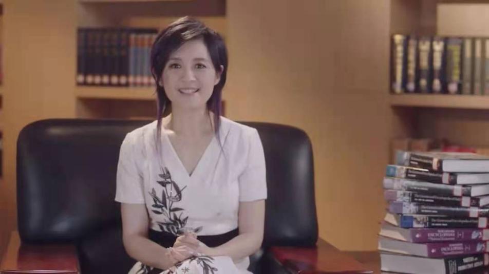 她是知名美女主持！插足富商「趕走原配」嫁入豪門　卻「不敢大辦婚禮」今近況曝光